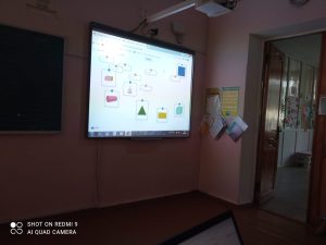 Atelier didactic cu subiectul:” Tradiție și inovație la un clik distanță”