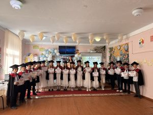 Emoții și recunoștință: „Adio, clasele primare!” – Promoția 2026